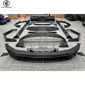 Kit carrosserie MSY Style pour Tesla Cybertruck en fibre de carbone sèche : lèvre avant, bas de caisse, diffuseur arrière, éclairage de toit, boîtier de rétroviseur - Product Image 2