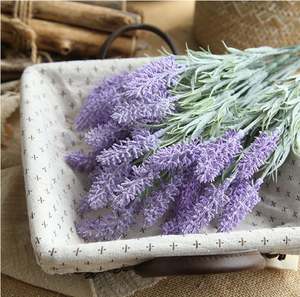 زهور اللافندر الاصطناعية عالية الجودة فرع زهور اصطناعية مزيفة لتزيين نباتات الزفاف أوراق الشجر - Product Image 3