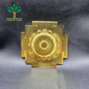 Stock di fabbrica <span class=keywords><strong>souvenir</strong></span> religioso indiano regalo placcato oro albero della vita carta energetica in metallo - Product Image 6