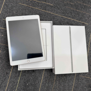 Tablette d'occasion pour étudiants iPad 6 à prix abordable, écran tactile, 32 Go/128 Go, légère, portable, pour affaires, version Wi-Fi/SIM C - Product Image 3