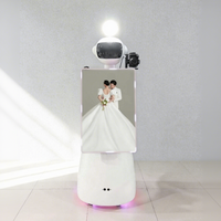 Cabine photo IA robotisée pour événements, cabine vidéo IA contrôlée par application, cabine photo et vidéo 360° avec impression pour fêtes et événements, en flight case