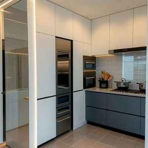 Armadio Moderno Minimalista di Lusso a Forma di L con Ante in Vetro, Illuminazione LED, Organizzatore Ecologico per Vestiti - Product Image 1