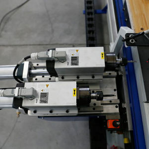 Producción Profesional <span class=keywords><strong>de</strong></span> máquina <span class=keywords><strong>de</strong></span> perforación CNC 1000kg máquina <span class=keywords><strong>de</strong></span> perforación - Product Image 5