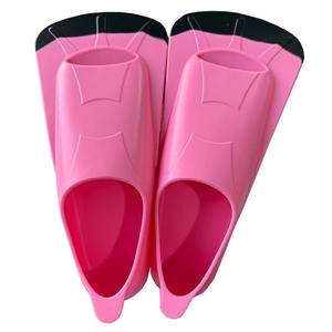 Palmes de natation de couleur personnalisée de vente en gros à prix direct d'usine de bonne qualité Palmes de natation réglables à lame courte pour adultes - Product Image 1