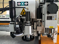 Máquina de Corte CNC Automática para Vinilo, Adhesivos, Cartón y Materiales Publicitarios, con Buen Precio