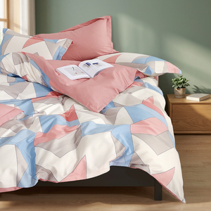 Cloudland Luxury Queen Size Ensemble de couette de lit design 3 pièces Couverture d'été matelassée en polyester jacquard - Product Image 2