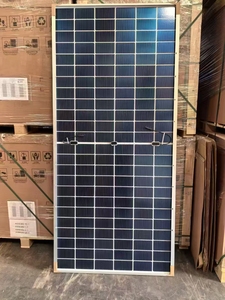 Panel Solar Bifacial JA 630W Deep Blue 4.0 Tipo N JAM66D45 LB de Doble Vidrio con Alta Eficiencia del 23.3% - Product Image 3