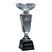 Trophée en cristal en forme de coupe - Récompense exclusive pour la reconnaissance de la leadership et du talent en entreprise