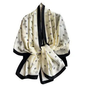 Bufanda de seda para mujer, bufanda decorativa de viaje con toalla de playa estampada, chal de seda fino para Primavera/Verano, babero