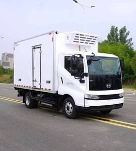 Camion frigorifique électrique BYD 4495 <span class=keywords><strong>kg</strong></span> MVM, 1145 <span class=keywords><strong>kg</strong></span> <span class=keywords><strong>de</strong></span> charge utile, moteur à <span class=keywords><strong>aimant</strong></span> permanent 150 kW, avec hayon élévateur en option - Product Image 1