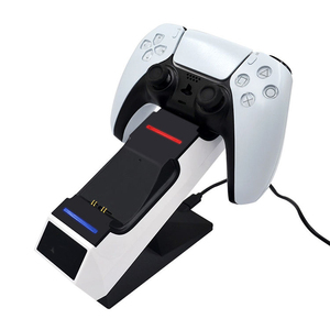 Venta al por mayor de Doble controlador cargador <span class=keywords><strong>Base</strong></span> de soporte de carga rápida estaciones de acoplamiento para Ps5 Gamepad - Product Image 1