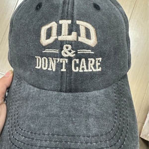 Cappellino da Baseball in Cotone di Alta Qualità Stile Vintage Americano con Ricamo 'OLD <span class=keywords><strong>DON</strong></span>'<span class=keywords><strong>T</strong></span> <span class=keywords><strong>CARE</strong></span>' e Visiera Curva, Unisex per Sport all'Aperto - Product Image 3