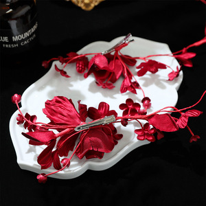 Nuevo Clip para el Cabello con Borlas de Flores Rojas, Hecho a Mano, Estilo Retro, de Alta Gama, para Fotografía Nupcial 2025 - Product Image 2
