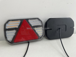 Feu arrière multifonction à LED pour <span class=keywords><strong>remorque</strong></span> <span class=keywords><strong>de</strong></span> camion <span class=keywords><strong>avec</strong></span> frein et <span class=keywords><strong>plaque</strong></span> d'immatriculation pour véhicules-État neuf - Product Image 5