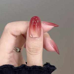 Faux <span class=keywords><strong>ongles</strong></span> à presser dégradés <span class=keywords><strong>rouge</strong></span> bordeaux, pré-fabriqués pour l'automne et l'hiver, avec autocollants amovibles pour une manucure de qualité salon - Product Image 3