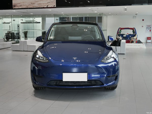 <span class=keywords><strong>Tesla</strong></span> <span class=keywords><strong>Model</strong></span> <span class=keywords><strong>Y</strong></span> 2024 Edizione High Performance, SUV Elettrico di Medie <span class=keywords><strong>Dimensioni</strong></span> in Blu con Autonomia CLTC di 554 km e Ricarica Rapida - Product Image 6