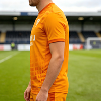 Maillot de football orange élégant à séchage rapide, directement de l'usine, avec logo personnalisé, pour équipe sportive, vêtements de football imprimés