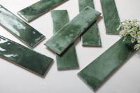 Foshan 75x300 mosaïque intérieur salle de bain brillant vert foncé métro rectangle briques carreaux muraux