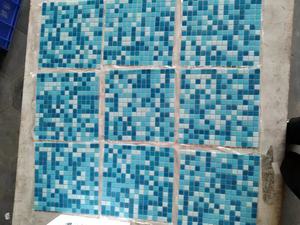 Mosaico de vidrio de color azul para cubrir piscinas - Product Image 3