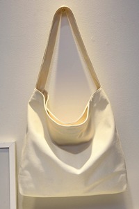 Etichetta personalizzata piccola ragazza pelosa borsetta a tracolla curva Tote pochette Casual monospalla Mini borsa in tela per ragazze - Product Image 6