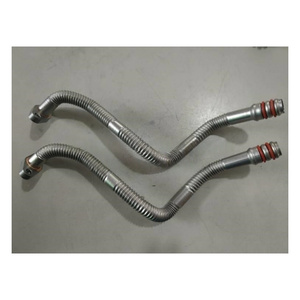 Tube de raccordement de vidange d'huile du moteur Foton Isf3.8 Turbo 5257527 - Product Image 1