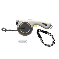 Lefamcare Premium laisse rétractable pour chien lumière LED bandes réfléchissantes doux sûr quotidien nuit marche à la mode Nylon plastique fer