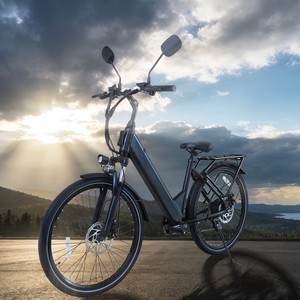 Bicicleta Eléctrica de 26 Pulgadas, 350W, Todoterreno, 50-60km de Autonomía, Frenos de Disco Dobles, Apta para Montaña, Playa y <span class=keywords><strong>Nieve</strong></span> - Product Image 1