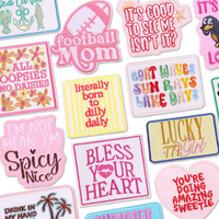 Patchs brodés avec slogan amusant, à thermocoller, lettres colorées, appliques personnalisées pour vêtements, sacs à dos, chapeaux, décoration, vente en gros