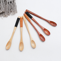 Cuillère en bois faite à la main résistante à la chaleur multifonctionnelle de taille différente pour la cuisine, le café, le sucre et le miel