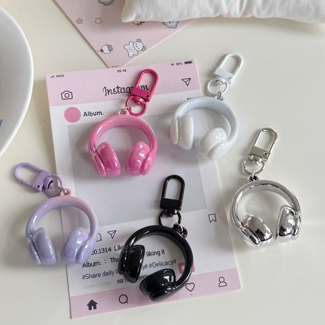 Wholesale 3D Headphone Keychain Creative Minimalist Bag Charm Pendant Fashion Accessory