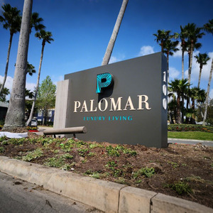 Freestanding Ground-level Business <b>Sign</b> Commercial Outdoor Signage Landmarks <b>Led</b> <b>Illuminated</b> Monument Signs - Product Image 6