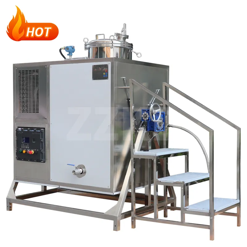 Vacuum solvent distillation unit heat high boiling point mixed solvent