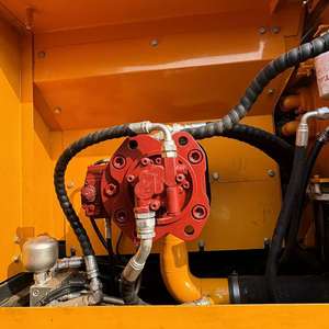 Excavatrice sur chenilles de taille moyenne Hyundai 220 - Product Image 5