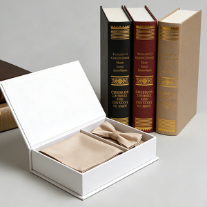 Boîte à cravate rigide de luxe en forme de livre pour homme, personnalisable, idéale pour la fête des pères, les mariages, les garçons d'honneur, le bureau et les occasions professionnelles. - Product Image 2