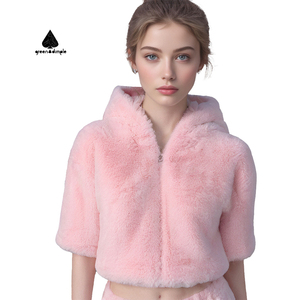 Fabricant de vêtements, personnalisation de vêtements pour femmes, haut court en velours <span class=keywords><strong>rose</strong></span> d'<span class=keywords><strong>hiver</strong></span> haut de gamme, <span class=keywords><strong>jupe</strong></span> courte, ensemble 2 pièces - Product Image 4