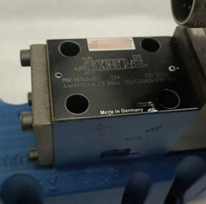 สัดส่วน4wrpeh 6 C3 B04L-2X/G24K0/A1M-816 mnr 0811404607 4WRPEH6C3B04L-3X/M/24A1 - Product Image 5