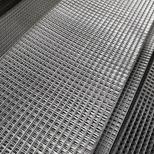 Yüksek kaliteli açık bahçe çiftlik kaynaklı tel örgü Panel çit galvanizli çelik Metal bükme paneli çelik çit açık kesme - Product Image 4