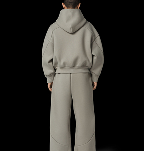 Ensemble de survêtement décontracté pour homme, coupe ample, avec sweat à capuche et pantalon, en tissu épais de qualité supérieure, avec couche d'air rembourrée de mousse, personnalisable et vierge - Product Image 4