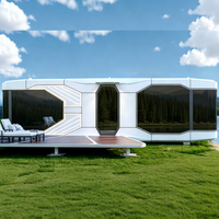 Capsule spatiale futuriste de 40 pieds, respirante, mobile et moderne, en forme de conteneur, pour utilisation en extérieur dans les parcs