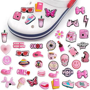Breloques de chaussures en PVC personnalisées pour designers, décorations de chaussures en PVC à motifs de dessins animés, breloques pour sacs de plage en EVA - Product Image 1