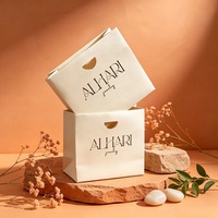 Sac de shopping en papier crème de luxe avec impression de logo personnalisé pour bijoux, emballage cadeau, présentation de bijoux