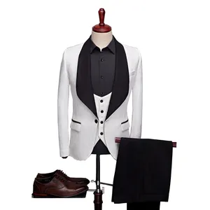 सफेद Tuxedo शादी सूट के साथ काले पतलून आदमी के लिए इतालवी Tuxido शादी सूट के कपड़े
