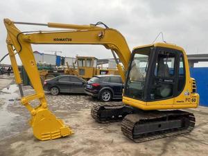 Excavatrice Komatsu PC60 d'occasion, d'origine japonaise, en bon état, mini-excavatrice sur chenilles à vendre - Product Image 1
