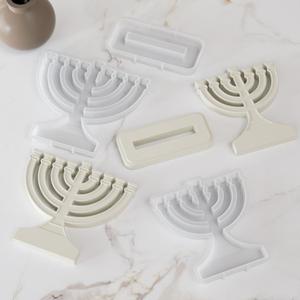 M62333 Candelabro de Hanukkah de siete o nueve cabezas, lámpara aromática, molde de silicona para velas de yeso y resina - Product Image 4