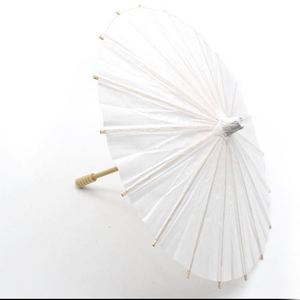 Parasol en papier blanc avec manche en bois vierge pour mariage, vente en gros - Product Image 6