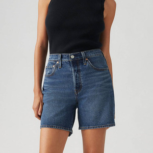 Shorts en jean pour femme coupe droite, détails boutonnés, tissu respirant écologique, taille mi-haute, Spandex/Coton, impression numérique, délavage clair - Product Image 4