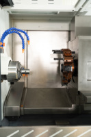 Centre d'usinage CNC universel mécanique de haute précision, tour CNC à banc incliné pour le métal