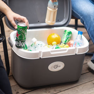 Nevera Portátil Rotomoldeada de 40 Qt, Aislada con PE y LLDPE, Retención de Hielo por 5 Días, para Almacenamiento de Alimentos, Camping y Playa - Product Image 3