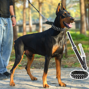 Collar y Correa para Perro con Tachuelas Estilo Punk, Collar de Cuero PU Resistente para Perros Grandes, Pitbull, Bulldog - Product Image 1