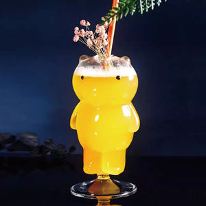 Vasos de cóctel con forma de oso de goma 3D de cristal transparente lindo creativo de Venta caliente para jugo té de la tarde - Product Image 3